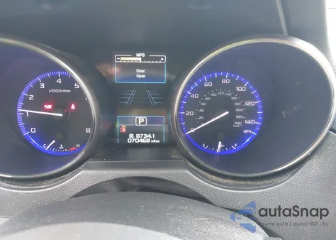 2019 Subaru Outback 2.5I Premium из США, поврежденный, VIN 4S4BSAFC2K3356134